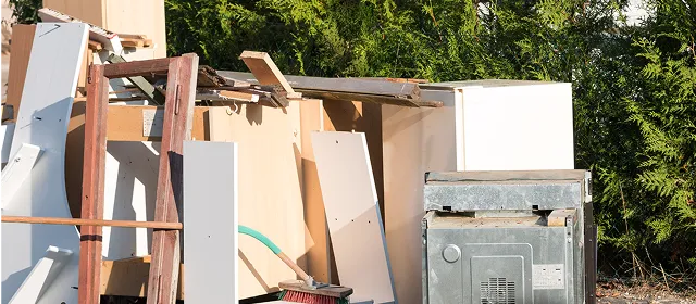 粗大ゴミの解体